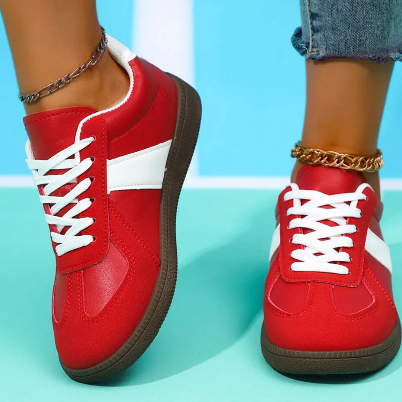 Lace Up Contrast Round Toe Flat Sneakers