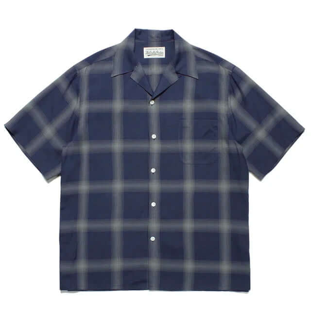 men's plaid short sleeve shirt in navy, featuring a relaxed fit and breathable fabric, perfect for casual streetwear.