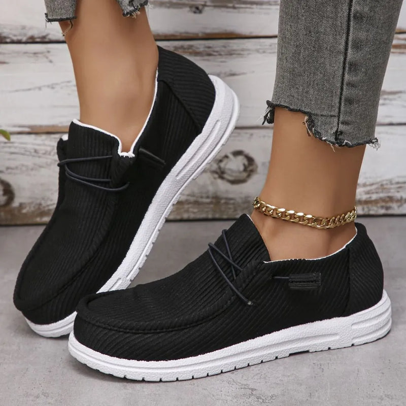 Retro Round Toe Sneakers