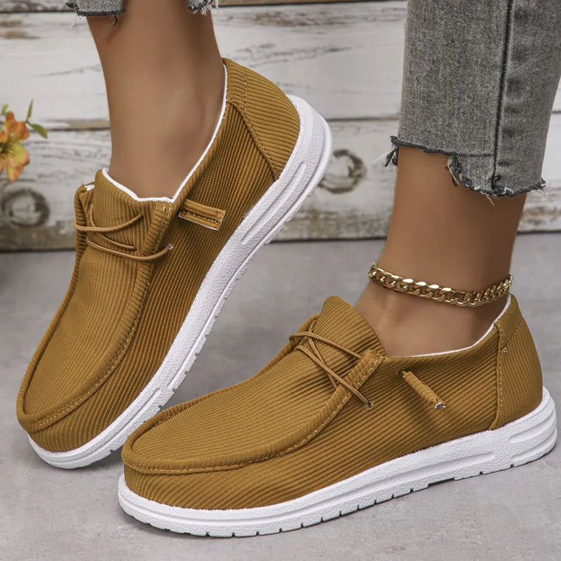 Retro Round Toe Sneakers