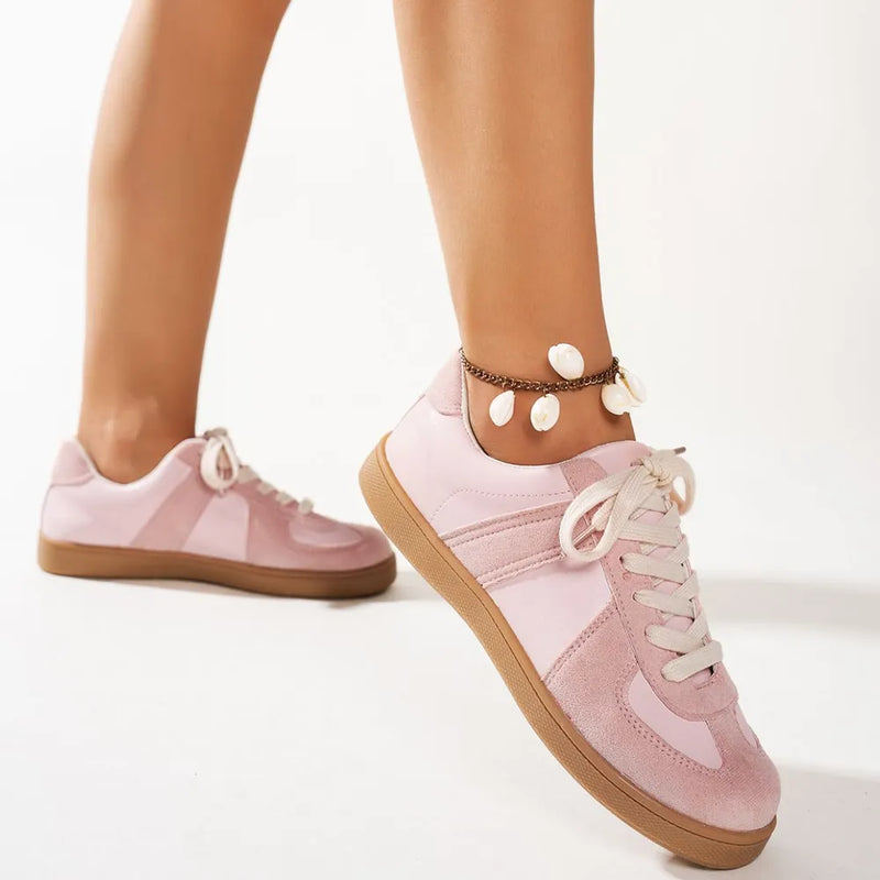 Lace Up Round Toe Flat Sneakers