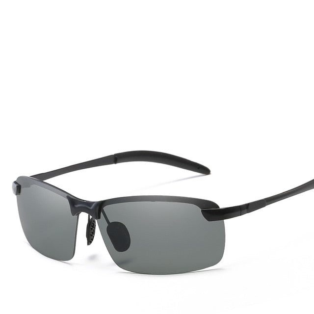 Men's Photochromic Polarized Sunglasses - Auto Darkening Lenses