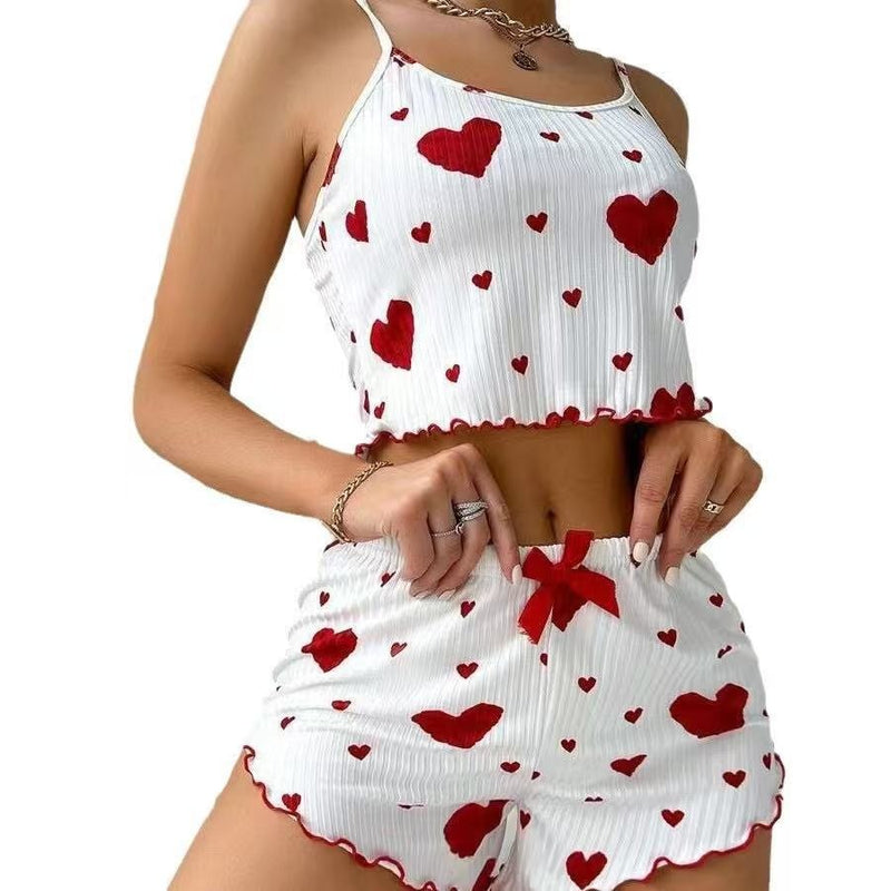 Two piece set of women's love pajamas