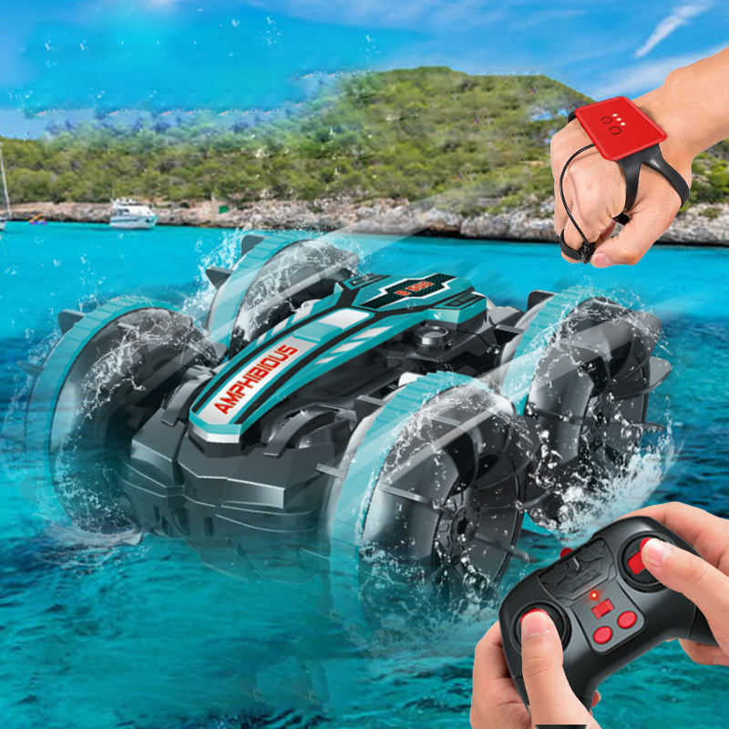 4WD Amphibious Stunt Car 2.4G Remote Control Waterproof Double-Sided Driving Tank Car