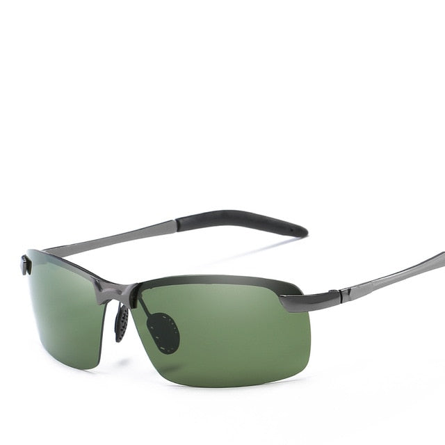 Men's Photochromic Polarized Sunglasses - Auto Darkening Lenses
