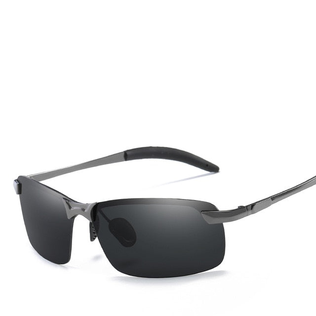 Men's Photochromic Polarized Sunglasses - Auto Darkening Lenses
