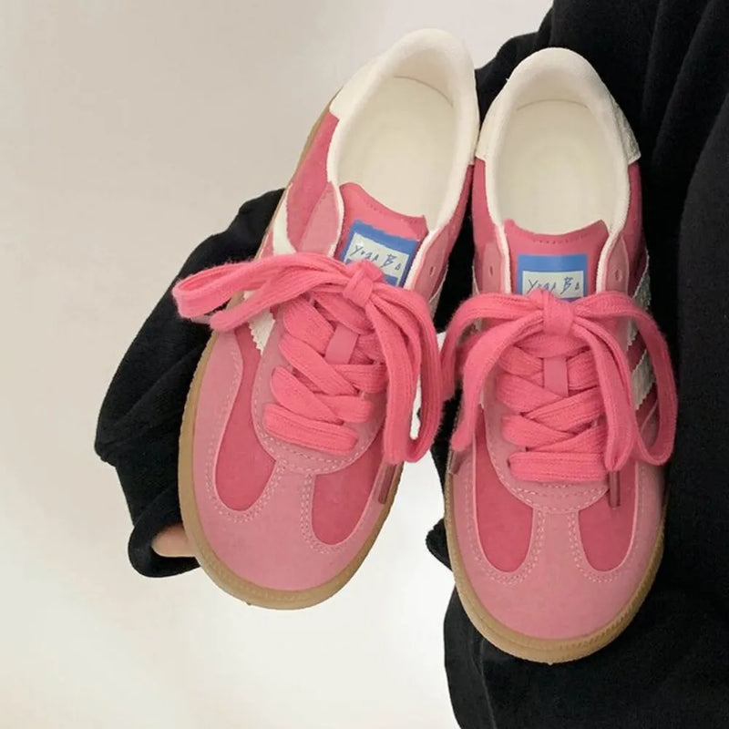 Contrast Round Toe Flat Sneakers