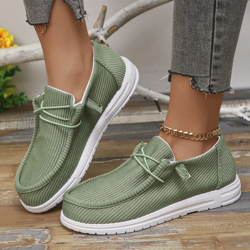 Retro Round Toe Sneakers