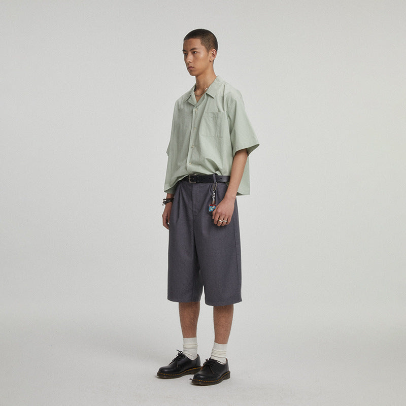Gray-green men’s Cuban collar short sleeve shirt with relaxed fit summer design