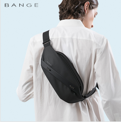 Model wearing a black Bange sling bag crossbody style, showing its ergonomic fit and modern minimalist look.