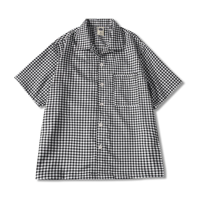 Men’s checkered Cuban collar short sleeve casual summer shirt front view
