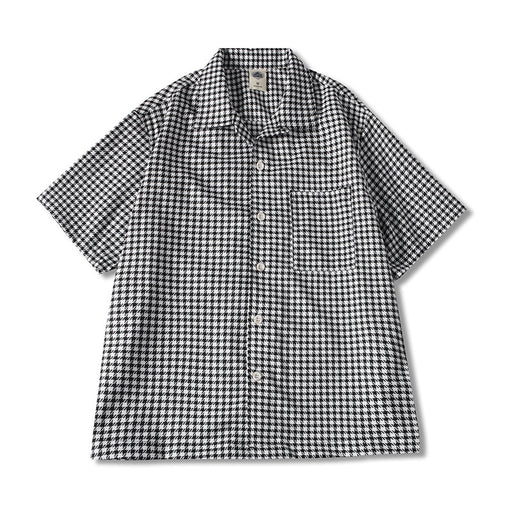 Men’s checkered Cuban collar short sleeve casual summer shirt front view
